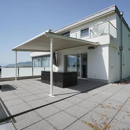 Panoramic View With Garden Apartament Montreux