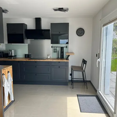 Panoramic View With Garden Apartment Montreux