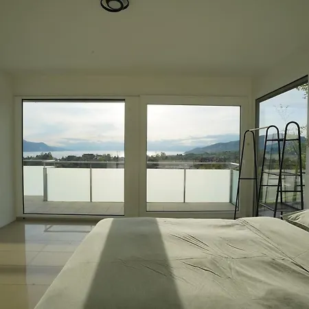 Panoramic View With Garden Apartment *