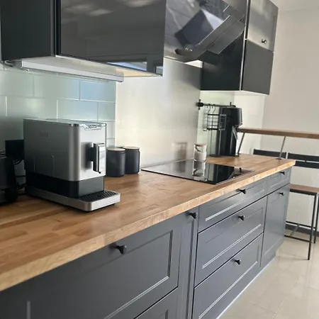 Apartment Panoramic View With Garden *