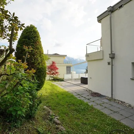 Panoramic View With Garden Apartament Montreux
