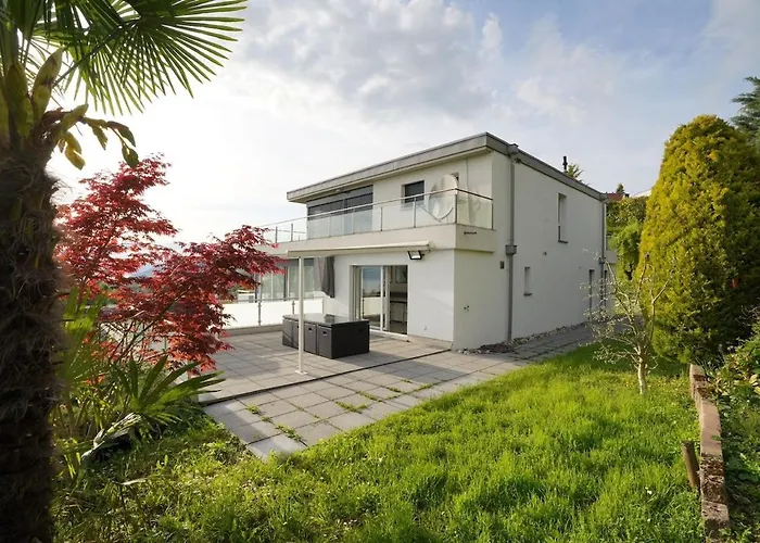 Panoramic View With Garden